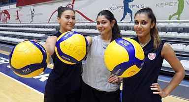 Kepez'in voleybol takımına 3 takviye