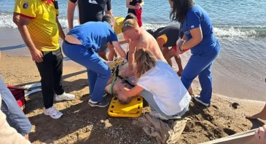 Plajda rahatsızlanan Alman turist hastane yolunda hayatını kaybetti