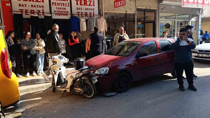 14 yaşındaki motosiklet ıle 3 araca çarptı