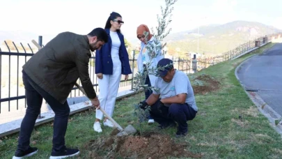 ALKÜ’de zeytin ağacı dikimi yapıldı