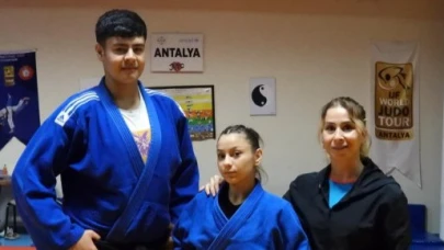 Kurash şampiyonları Kepez'den çıkıyor