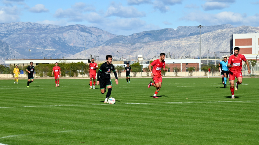 MANAVGAT BELEDİYESPOR, NAMAĞLUP DEVAM EDİYOR