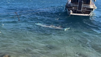 Bodrum'da fırtına; ağaçlar devrildi, balıkçı teknesi battı