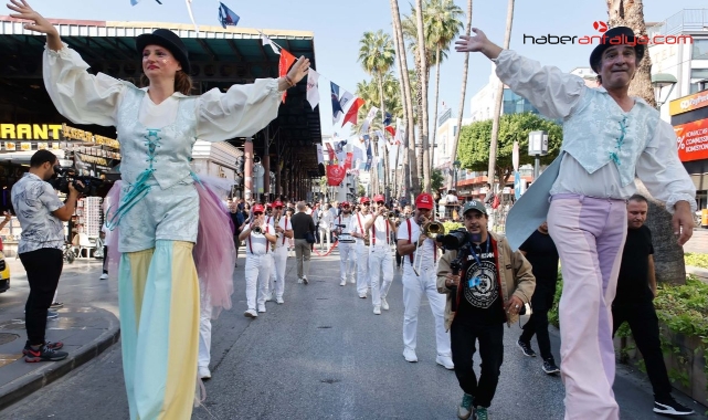 Antalya'da festival coşkusu