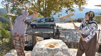 Antalyalı kadınların imece usulü kış mesaisi