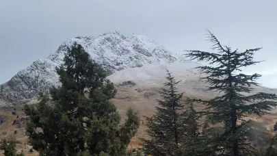 Antalya'nın yüksek kesimlerine ilk kar düştü