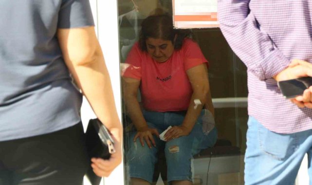 ATM'ye para yatıran kadına kapkaç şoku: Kaptı, kaçamadı