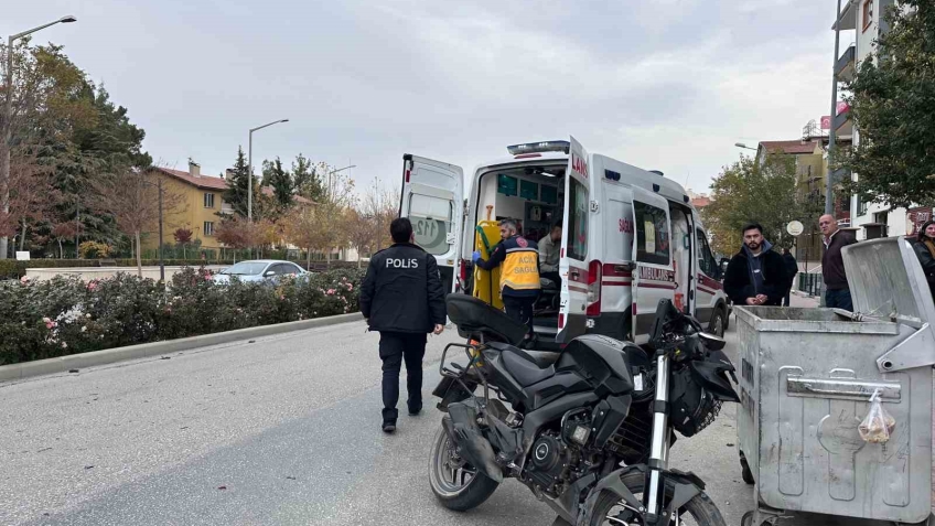 Manavgat'ta otomobil ile motosiklet çarpıştı: 1 yaralı