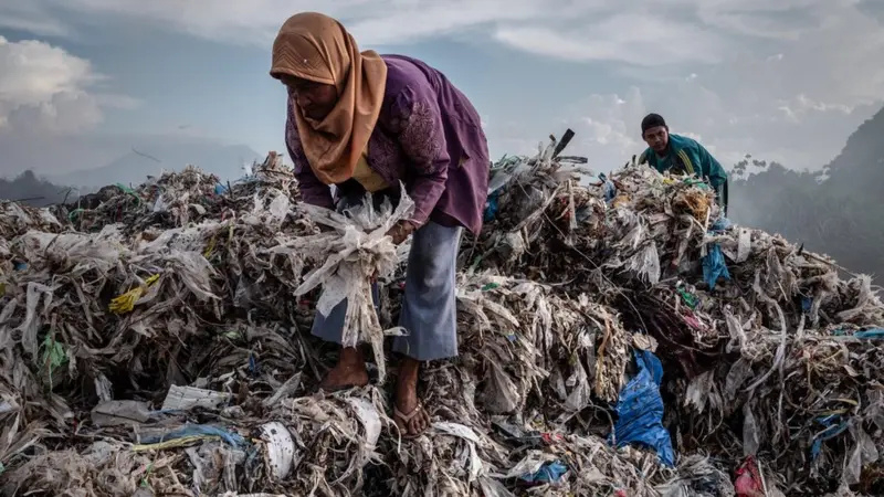 Ülke plastik çöplüğüne döndü