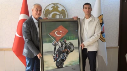 2024 Dünya Superbike Dünya şampiyonu Razgatlıoğlu’na Alanya’da şehrin anahtarı verildi