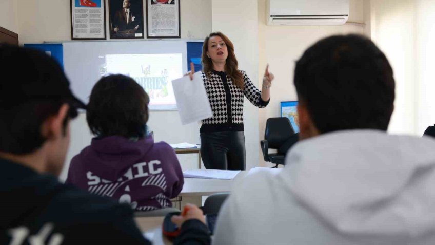 ATABEM’den üniversite adaylarına hem akademik hem kariyer desteği