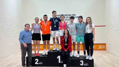 Muratpaşa Belediyesi squash takımı gözünü olimpiyatlara dikti