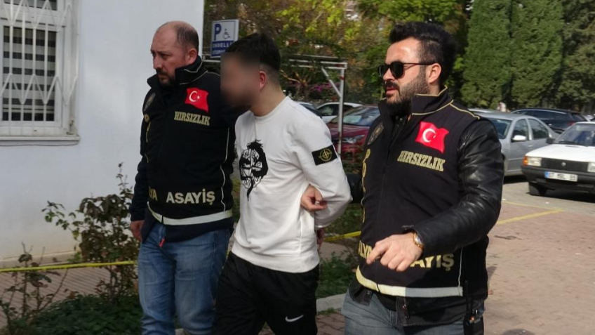 Ölümle sonuçlanan hasarlı kaza tartışması şüphelisi 4 kişi adliyeye sevk edildi