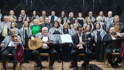 Kemer Belediyesi Türk Müziği Topluluğu'ndan sıra gecesi