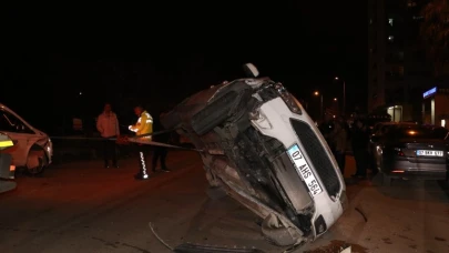 Alkollü sürücü, otomobiliyle park halindeki araçlara çarptı