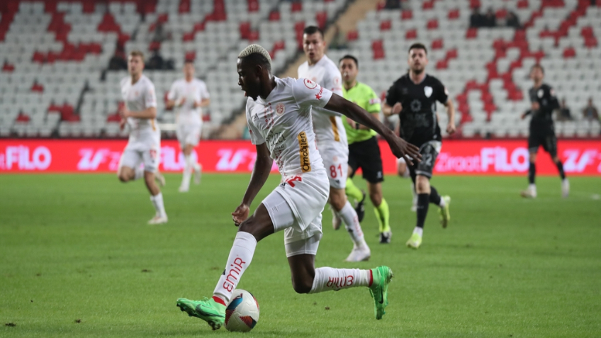 Antalyaspor kupaya galibiyetle başladı