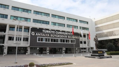 Antalya Büyükşehir Belediyesi'nde 2 bin personelin emeklilikleri istendi