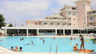 Antalya'da, 8 bin 369 oda ve 17 bin 183 yatak kapasiteli otel yatırımı