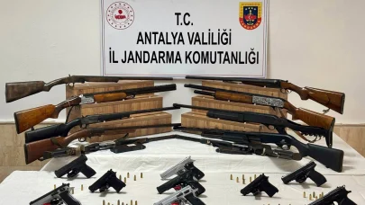 Antalya’da ruhsatsız silah operasyonu