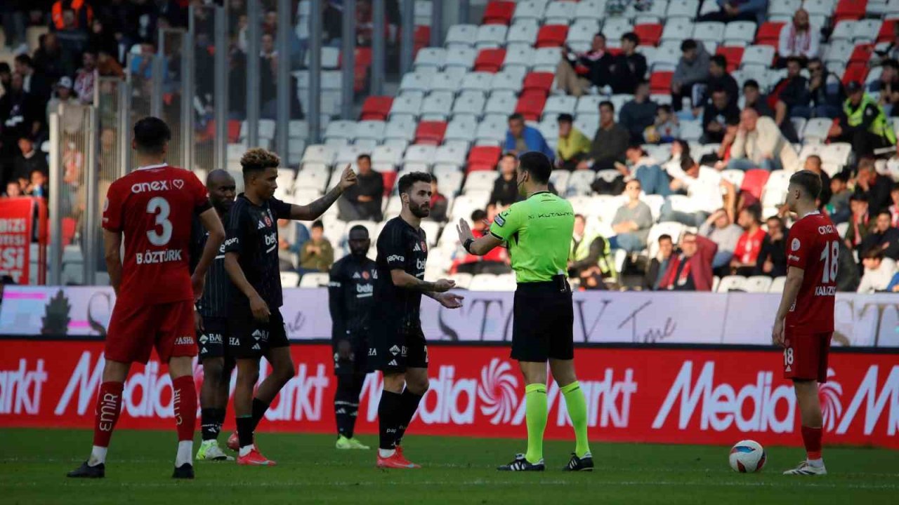 Trendyol Süper Lig: Antalyaspor: 1 - Beşiktaş: 1 (Maç sonucu)