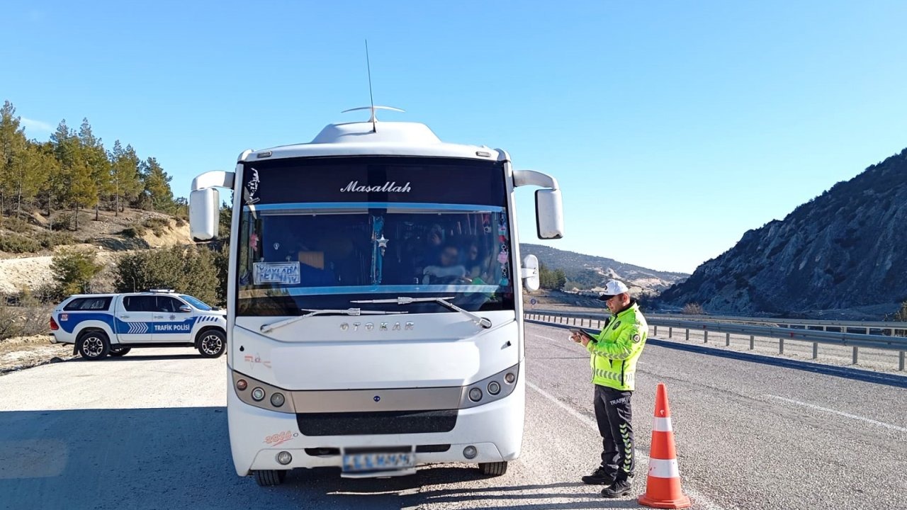 Antalya'da son 1 haftada 58 bin 125 araç denetlendi