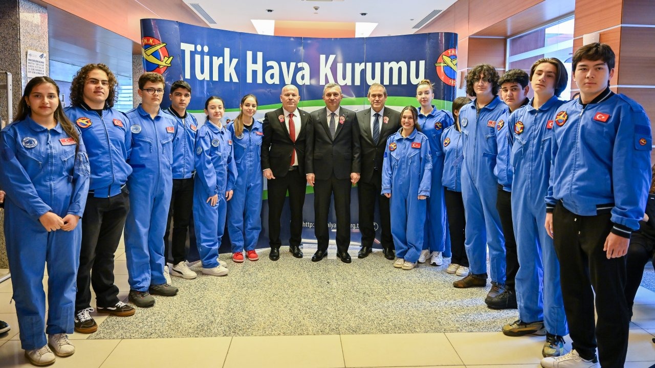 Türk Hava Kurumu, 100'üncü yılını kutladı