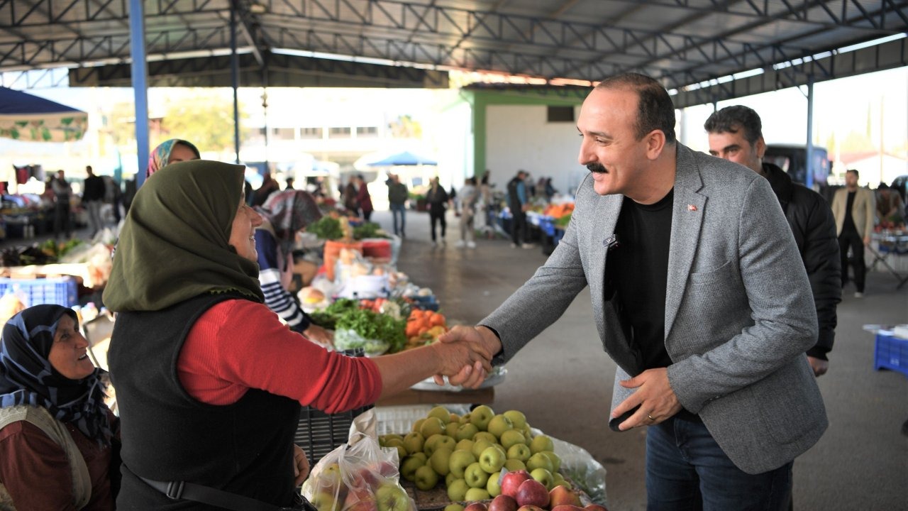 Antalya'da Başkan Kotan esnaf ziyaretlerine devam ediyor