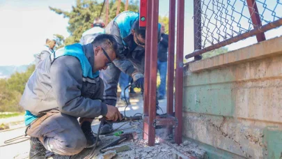 Alanya Belediyesi’nden Tosmur Fatma Özmüftüoğlu İlkokulu’na destek