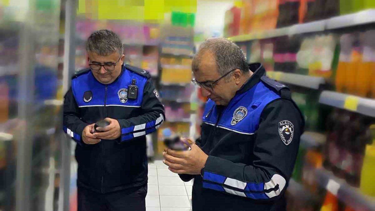 Antalya’da son kullanma tarihleri geçen ürünlere zabıta hamlesi