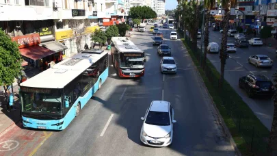 Antalya’da halk otobüsleri için şerit kararı UKOME’den geçti