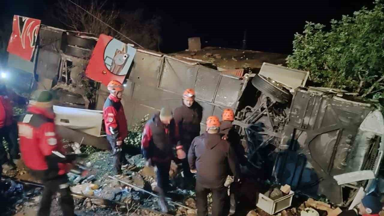 Antalya’daki yolcu otobüsü kazasından ölüm haberi geldi