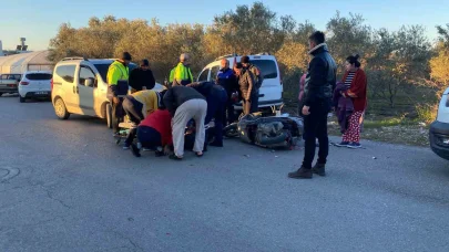 Otomobil ile çarpışan motosikletin sürücüsü yaralandı