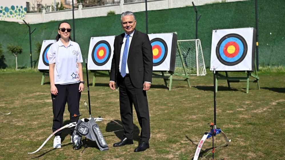 Başkan Uysal gençleri okçuluk eğitimine davet etti