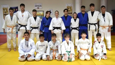 Ortaokulda başladıkları judoyu, üniversite hayatlarına taşıdılar