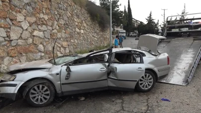 Alanya’da 20 metreden şarampole uçan otomobilin sürücüsü ağır yaralandı