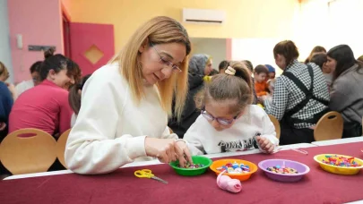 Alanya’da atıklar atölyede sanata dönüştürülüyor