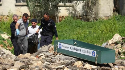 Cezaevinden izinli çıkan genç kadın boş arazide ölü bulundu