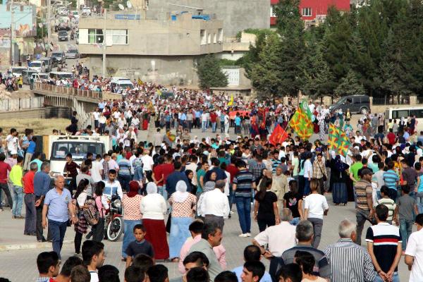 Rojava'da Öldürülen Kadın Pkk'lı, Nusaybin'de Toprağa Verildi